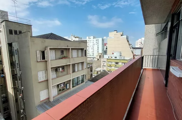 APARTAMENTO 3 QUARTOS À VENDA – BAIRRO CENTRO HISTÓRICO – PORTO ALEGRE - Foto 1
