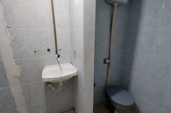SALA COMERCIAL TÉRREA PARA ALUGUEL OU VENDA NO CENTRO HISTÓRICO – PORTO ALEGRE - Foto 9