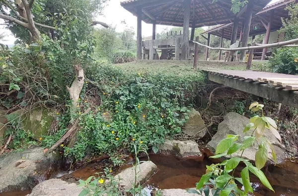 Sítio surpreendente em Governador Celso Ramos - Foto 12