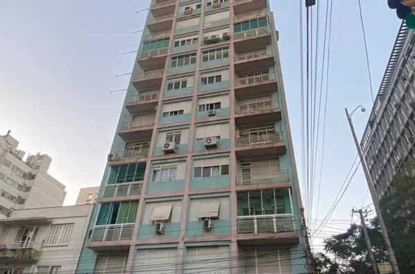 Apartamento Semi-Mobiliado com 3 Quartos e Suíte no Bairro Independência – Porto Alegre