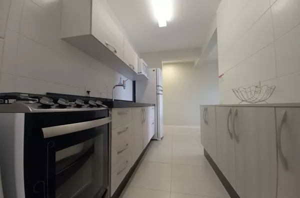 Apartamento Mobiliado com 3 Suítes a 200m da Praia de Palmas – 2 Vagas e Vista Mar - Foto 3