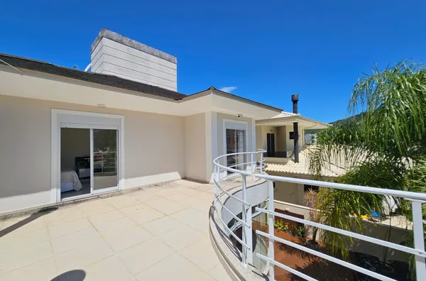 Casa Alto Padrão com Piscina na Praia de Palmas – 420m² de terreno, Mobiliada e Pronta para Morar! - Foto 15