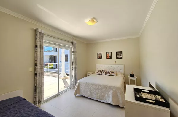 Casa Alto Padrão com Piscina na Praia de Palmas – 420m² de terreno, Mobiliada e Pronta para Morar! - Foto 13