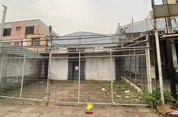 Prédio Comercial à Venda na Santana | Localização Estratégica para Investidores!