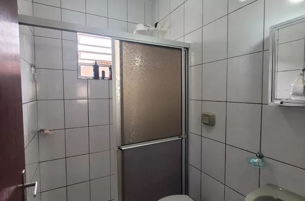 Casa à Venda na Praia em Governador Celso Ramos – 4 Quartos, Escritura Pública e Garagem Coberta - Foto 15