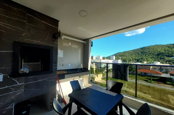 Apartamento Mobiliado com 3 Dormitórios a Poucos Passos do Mar na Praia de Palmas - Foto 2