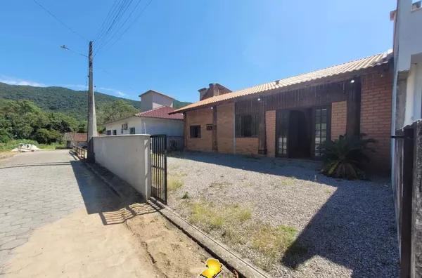Casa com 3 quartos, Espaço Gourmet e Fogão à Lenha em Palmas – R$ 735.000