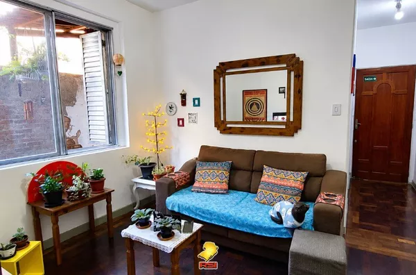 Apartamento Garden com Pátio Privativo no Centro Histórico – 2 Quartos | Porto Alegre