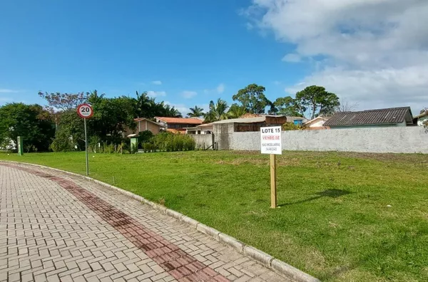 Terreno Exclusivo em Condomínio Fechado – Praia da Camboa - Foto 1