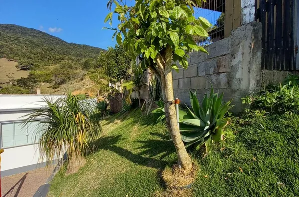 Casa Mobiliada com Terreno Amplo – 1.900m² no Bairro Dona Lucinda! - Foto 24