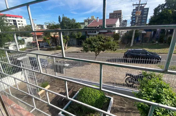 Apartamento com 2 Dormitórios, Garagem e Vista – Bairro Camaquã | Porto Alegre - Foto 15