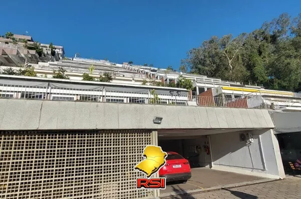 Cobertura 320m² - 3 Quartos - Frente Guaíba + Piscina Privativa – a 200m do Beira-Rio | Porto Alegre