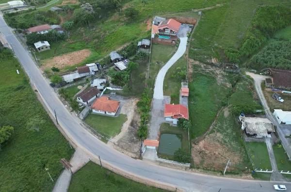 Chácara de Alto Padrão em Tijucas – SC | Estrada Geral do Timbé (Asfaltada) - Foto 1