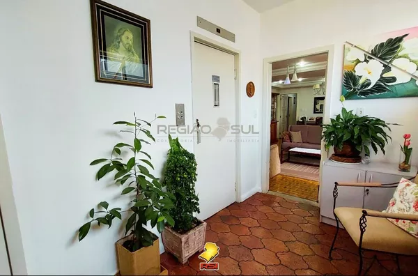 Apartamento para venda, 3 quarto(s),  Centro Histórico, Porto Alegre