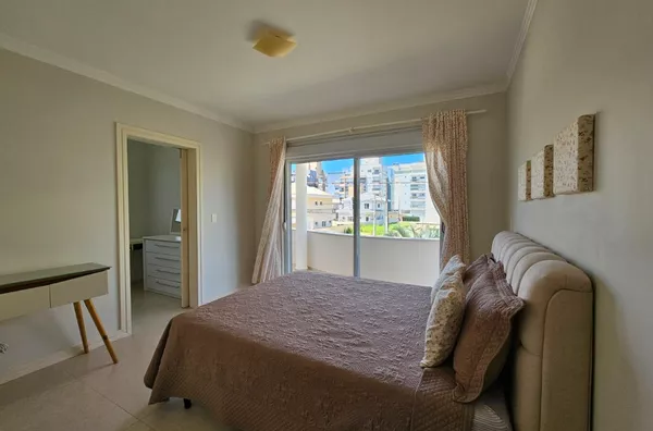 Casa Alto Padrão com Piscina na Praia de Palmas – 420m² de terreno, Mobiliada e Pronta para Morar! - Foto 18