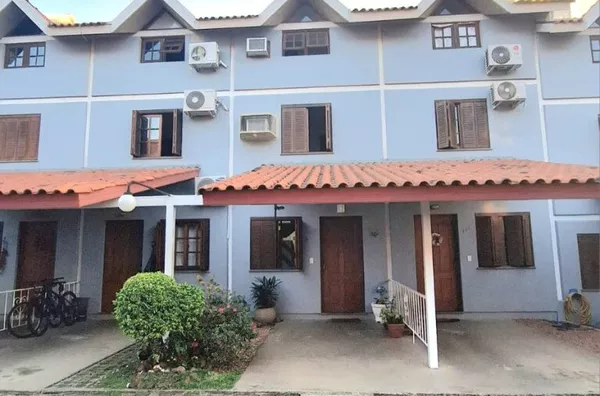Sobrado em Condomínio Fechado – Bairro Camaquã - 3 dormitórios e vaga de garagem! - Foto 1