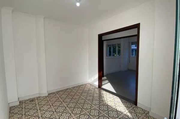 Apartamento à venda 3 Quartos -  Bairro Moinhos de Vento com 100m² | R$ 525.000,00 - Porto Alegre - Foto 10