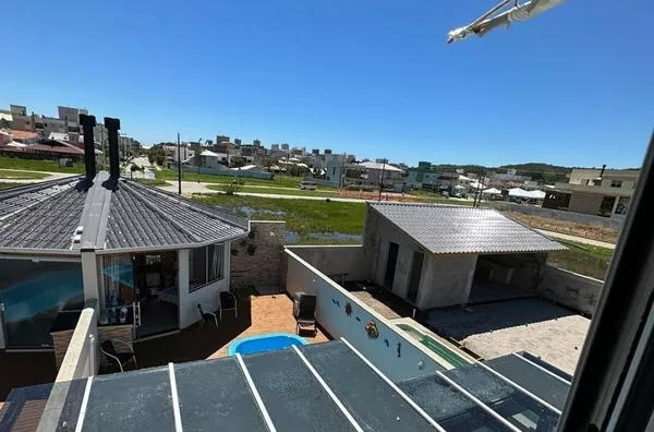 Sobrado Mobiliado com Piscina a 800m do Mar – 2 Suítes – Palmas/Governador Celso Ramos – R$ 1.200.000 - Foto 12