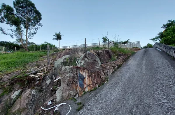 Terreno/Lote com casa pronta - 2.800m², Frente à Rodovia 410 - Areias do Meio em Governador Celso Ramos - Foto 21