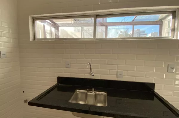 Apartamento à venda 3 Quartos -  Bairro Moinhos de Vento com 100m² | R$ 525.000,00 - Porto Alegre - Foto 4