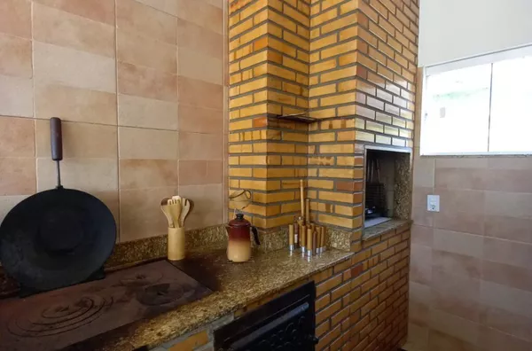 Casa Mobiliada com Terreno Amplo – 1.900m² no Bairro Dona Lucinda! - Foto 7