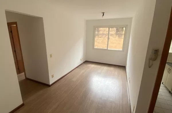 Apartamento à Venda na Cidade Baixa com 2 quartos - R$350.000 - Foto 1