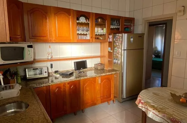 Apartamento Semi-Mobiliado com 3 Quartos e Suíte no Bairro Independência – Porto Alegre - Foto 12