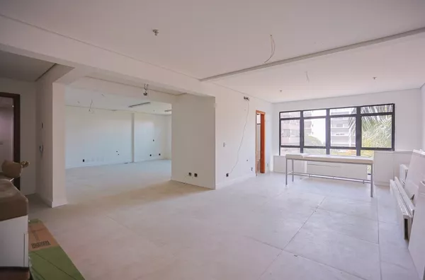 Sala Comercial no Edifício Austin – Av. Carlos Gomes | Porto Alegre – 100m² Privativos - Foto 2