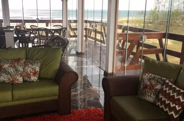Casa para venda, com 3 quartos, semi-mobiliado em Imbé - Balneário Nordeste