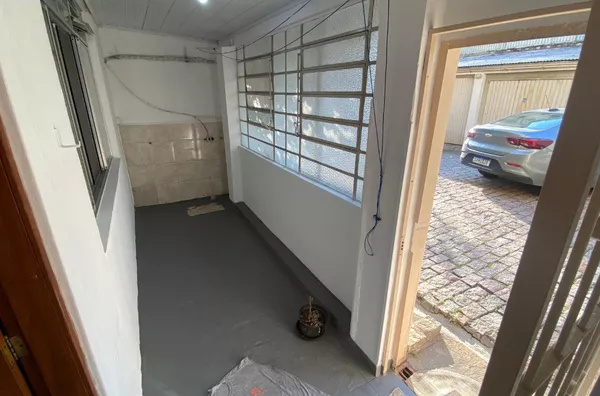 Apartamento à Venda com 3 dormitórios e vaga no bairro Praia de Belas — 390 mil - Foto 7