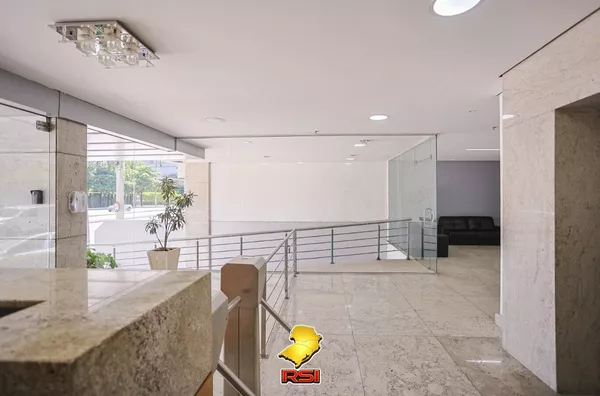 Sala Comercial no Edifício Austin – Av. Carlos Gomes | Porto Alegre – 100m² Privativos