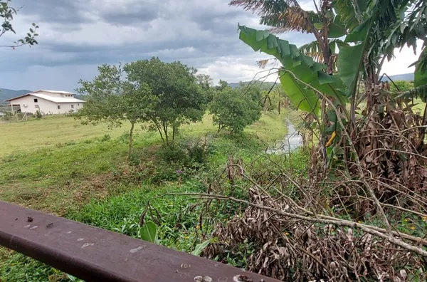 Sítio surpreendente em Governador Celso Ramos - Foto 14