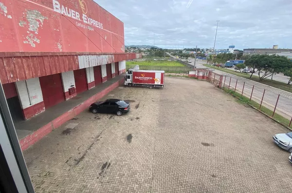 Pavilhão Comercial à Venda – Av. Plínio Kroeff, Sarandi - Porto Alegre 