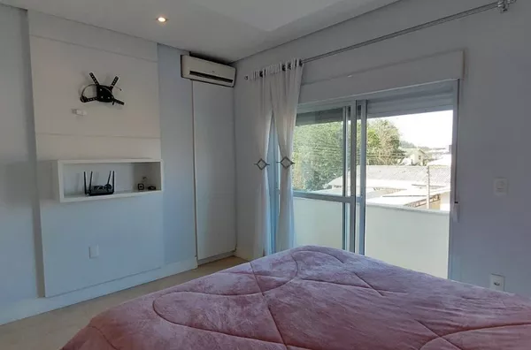 Residência de Alto Padrão com Piscina e Espaço Gourmet – Fazenda da Armação, Governador Celso Ramos - Foto 34