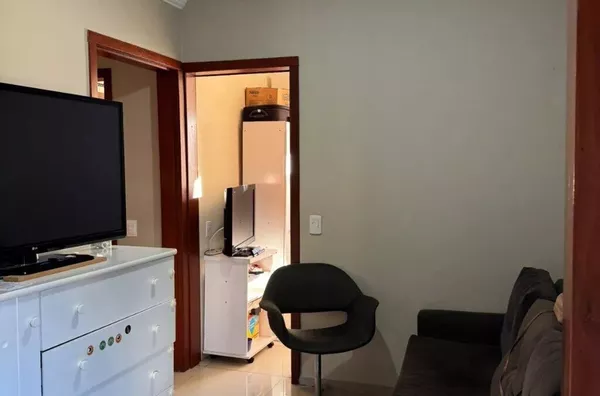 Apartamento Térreo 2 Dormitórios com Garagem – Bairro São José, Porto Alegre