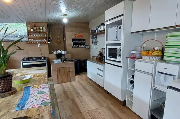 Casa de Madeira 3 Dorm, Espaço Gourmet, Terreno 1.100m² – Fazenda da Armação – R$ 995.000 - Foto 5