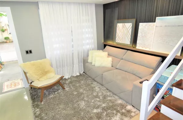 Casa 2 Dormitórios no Bairro Humaitá à Venda – Reformada - Porto Alegre - Foto 3