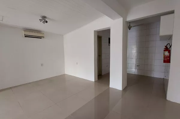 Sala Comercial Térreo para venda no bairro Menino Deus em Porto Alegre - Foto 7