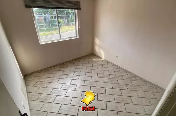 Apartamento com 2 Dormitórios, Garagem e Vista – Bairro Camaquã | Porto Alegre