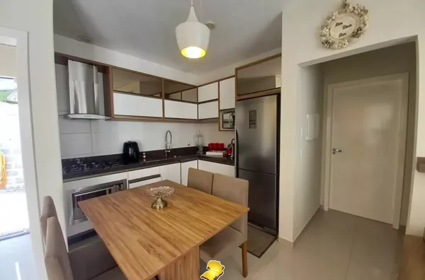 Casa Mobiliada com Terreno Amplo – 1.900m² no Bairro Dona Lucinda!