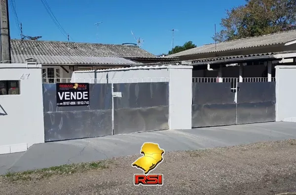 Casas à Venda – Fazenda da Armação, Governador Celso Ramos/SC