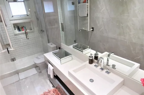 Casa 2 Dormitórios no Bairro Humaitá à Venda – Reformada - Porto Alegre - Foto 17