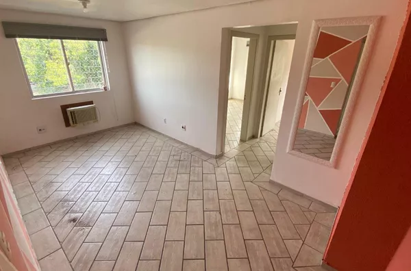 Apartamento com 2 Dormitórios, Garagem e Vista – Bairro Camaquã | Porto Alegre - Foto 1
