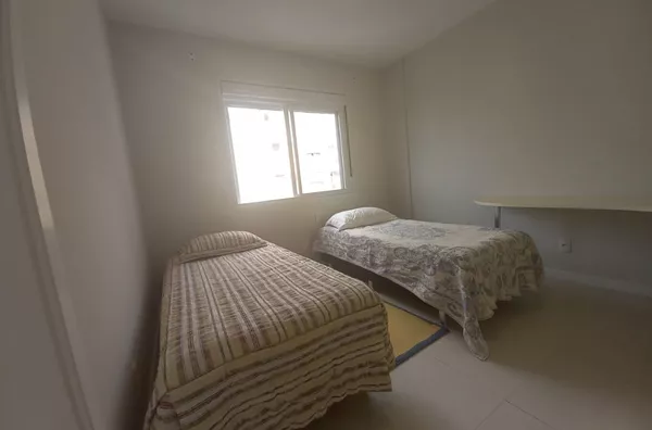 Apartamento Mobiliado com 3 Suítes a 200m da Praia de Palmas – 2 Vagas e Vista Mar - Foto 6
