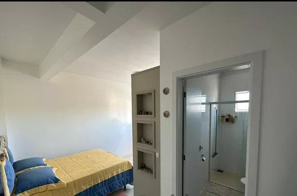 Sobrado Mobiliado com Piscina a 800m do Mar – 2 Suítes – Palmas/Governador Celso Ramos – R$ 1.200.000 - Foto 6