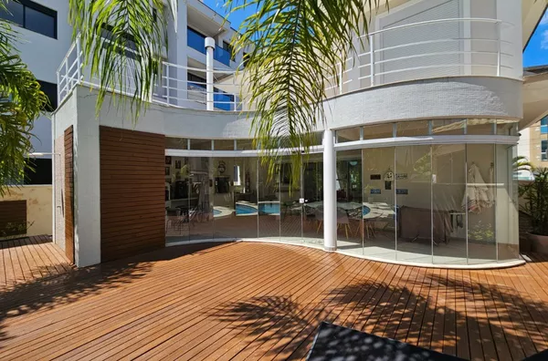 Casa Alto Padrão com Piscina na Praia de Palmas – 420m² de terreno, Mobiliada e Pronta para Morar! - Foto 7