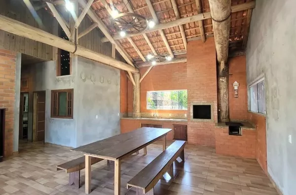 Casa com 3 quartos, Espaço Gourmet e Fogão à Lenha em Palmas – R$ 735.000