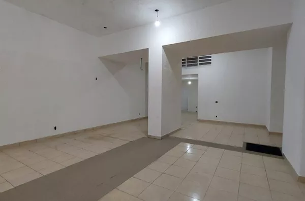 SALA COMERCIAL TÉRREA PARA ALUGUEL OU VENDA NO CENTRO HISTÓRICO – PORTO ALEGRE - Foto 6