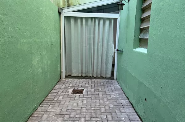 APARTAMENTO 2 QUARTOS NO CENTRO HISTÓRICO COM PÁTIO PRIVATIVO - Foto 9