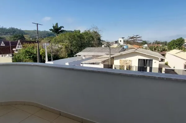 Residência de Alto Padrão com Piscina e Espaço Gourmet – Fazenda da Armação, Governador Celso Ramos - Foto 36